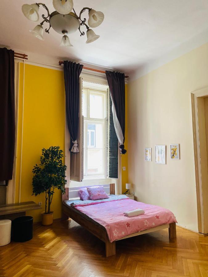 The Heart Of Budapest Pansiyon Dış mekan fotoğraf