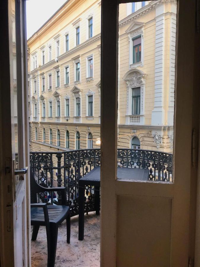 The Heart Of Budapest Pansiyon Dış mekan fotoğraf